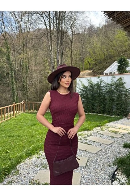 aytenli Yanları Büzgülü Arkası Yırtmaçlı Esnek Poliviskoz Şık Elbise